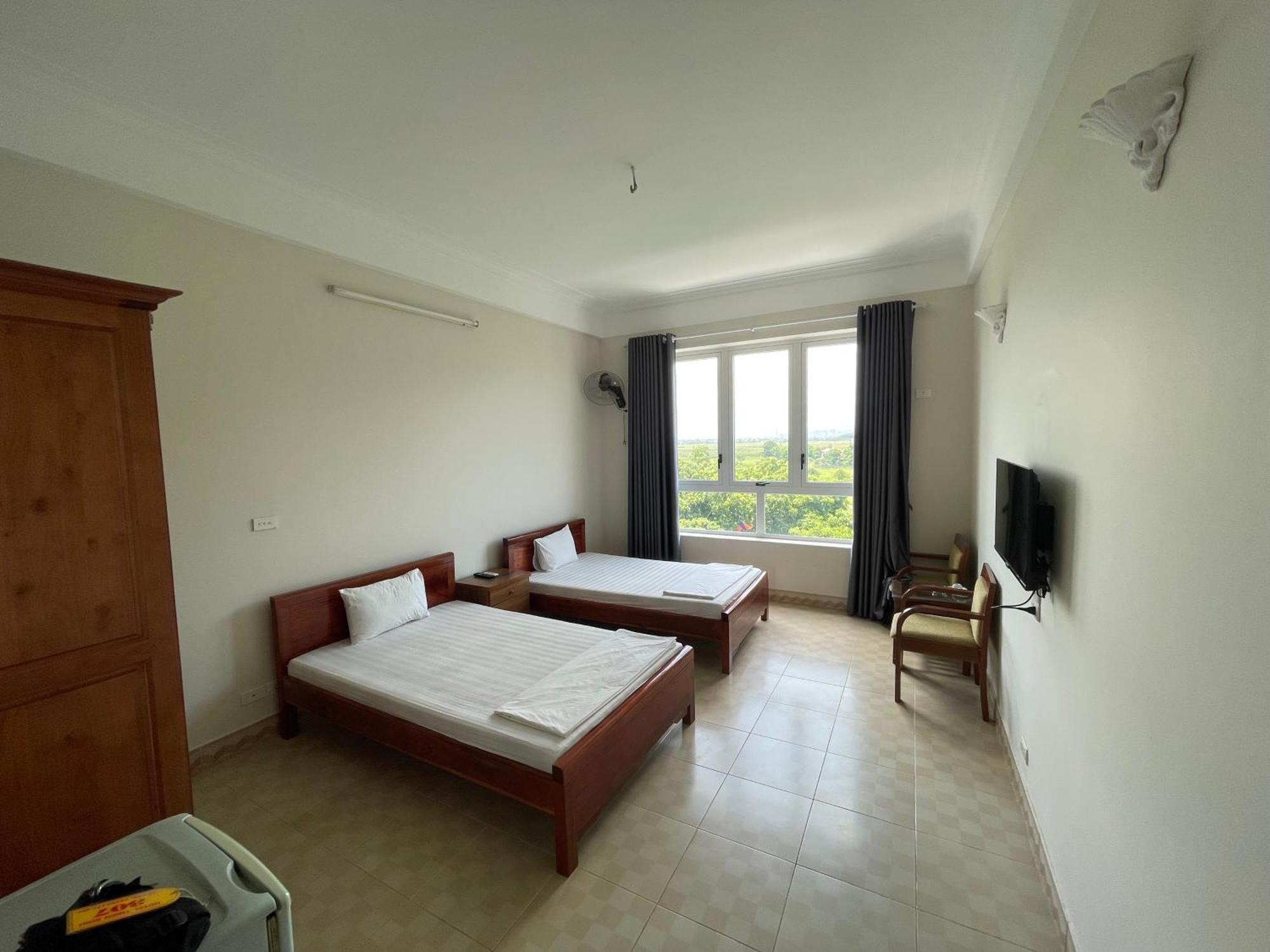 Thien Binh Hotel Hòa Bình Eksteriør bilde
